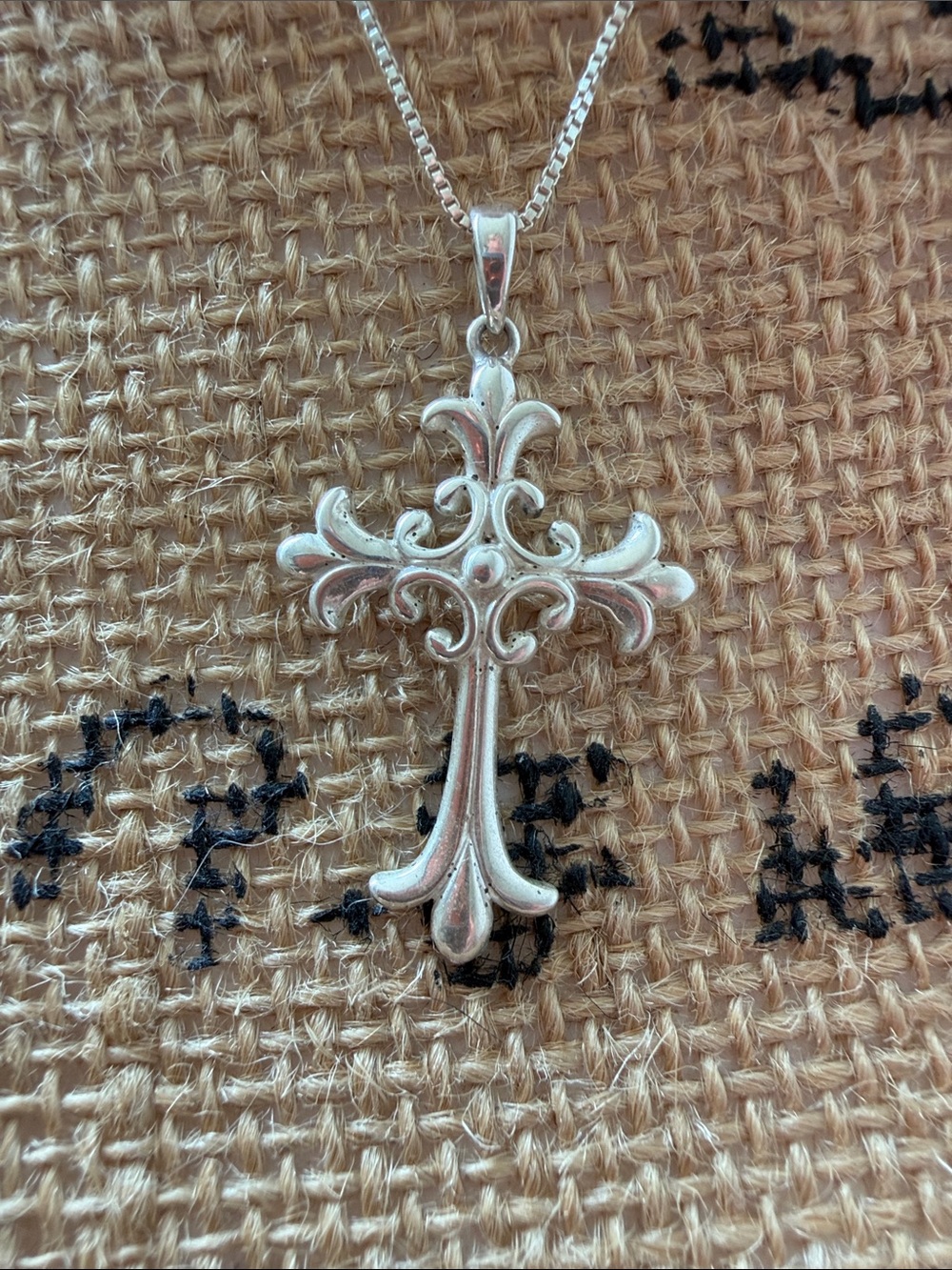 Sterling Silver Ornate Cross Pendant Necklace